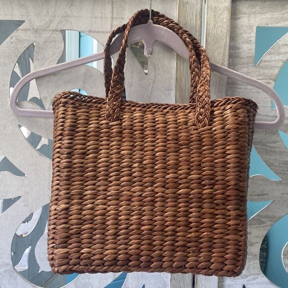 NWT GAP Woven Wicker Rattan Straw Handbag Tote Purse vintage Floral Design - Picture 4 of 12
